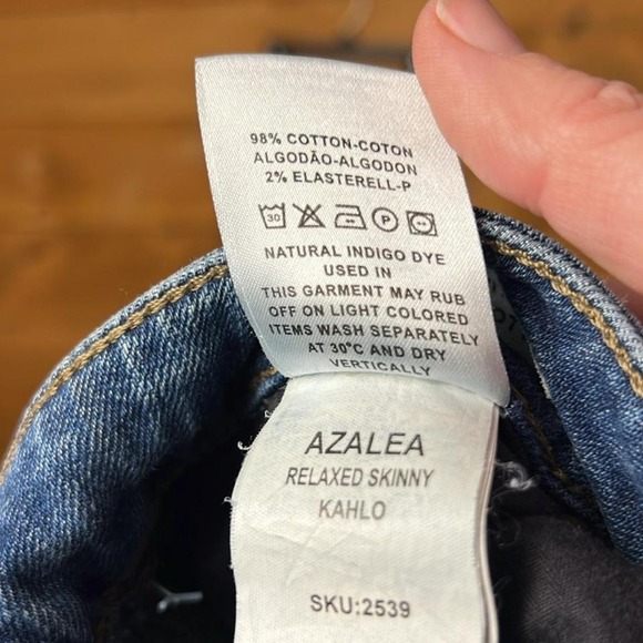 DL1961 Azalea Womens‎ Relaxed Skinny Kahlo Distressed Jeans 24 Casual Streetwear - Picture 4 of 5